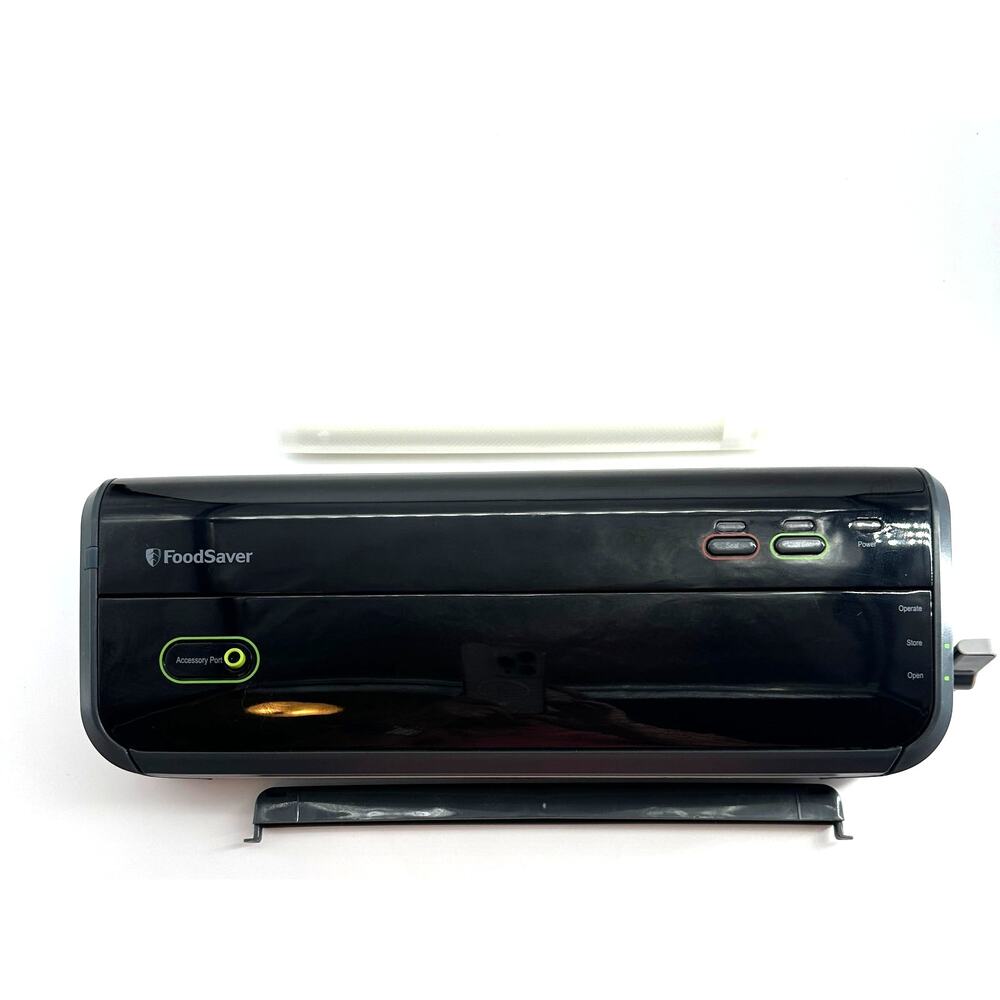 FoodSaver FM2000 Vacuum Sealer Food Storage System Black w Drip Tray Bag Roll